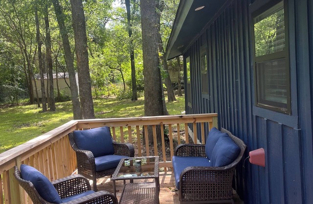 Cozy Family Retreat minutes from Lake Texoma - Your Perfect Vacation Getaway!
