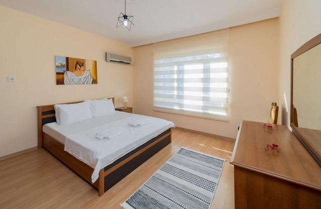 Cozy Flat with Balcony 5 min to Konyaalti Beach