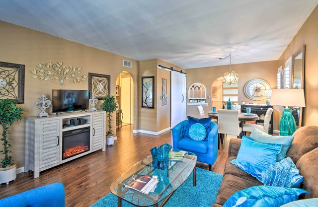 Cozy Fountain Hills Condo w/ Mountain Views!