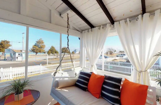 Cozy Getaway - Breezy Point Beach & Marina