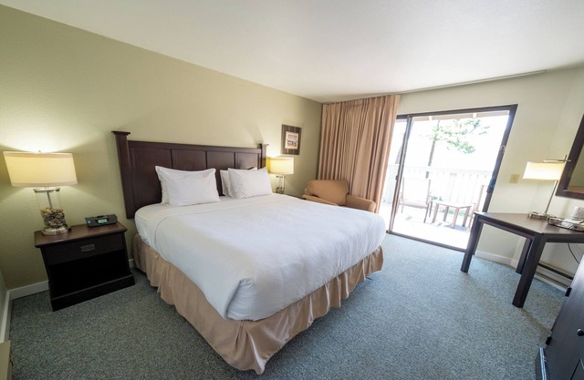 Cozy Harborside Stay | Secluded Orcas Island Getaway- Harborside 2453