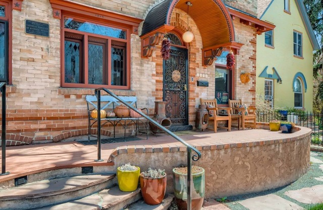 Cozy Historic Home Located in the Heart of Denver - Private Home Gym!