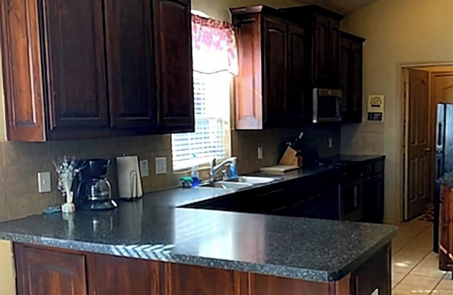 Cozy hm near Texas ranger stadium