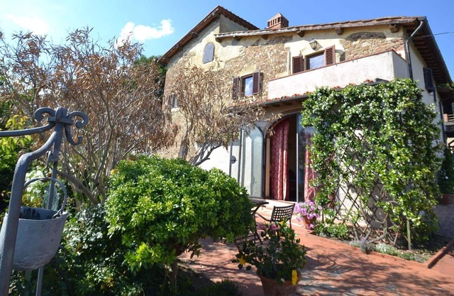 Espaciosa casa de vacaciones con piscina inTavarnelle Val di Pesa