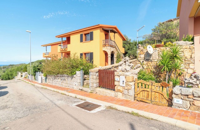 Acogedor apartamento vacacional "Conchiglia Verde" con balcón, vistas al mar y Wi-Fi