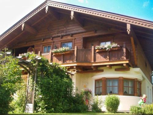 Cozy holiday apartment close to the slopes