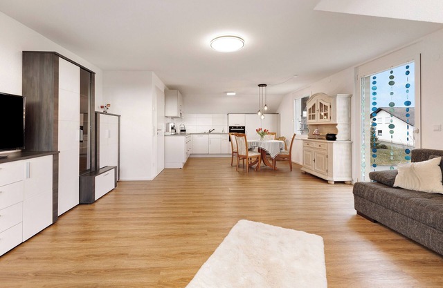 Acogedor apartamento vacacional "Kleine Auszeit" con Wi-Fi y jardín comunitario