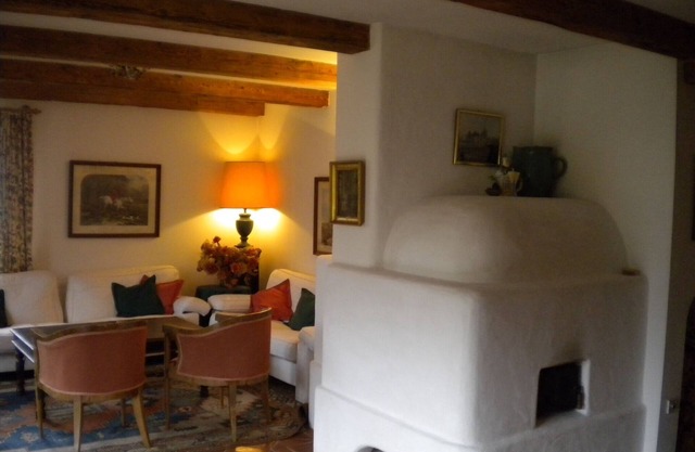 acogedora casa de campo en una casa de estilo tirolés, Aurach