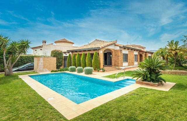 Cozy home in Hospitalet De L´Infant
