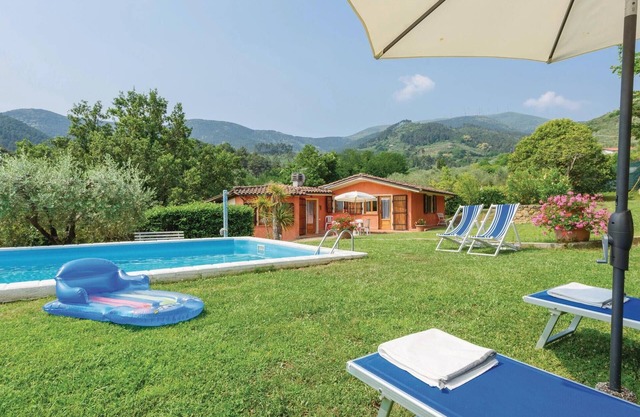 Acogedora casa en Colle di Compito LU