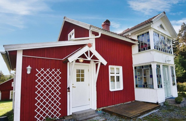 Acogedora casa en årjäng con cocina