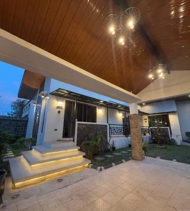 Cozy Home in Bacolod City near Airport & the Ruins