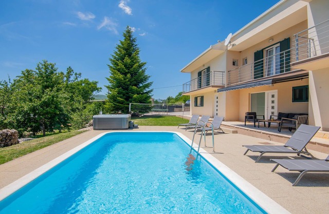Impresionante casa en Cista Velika