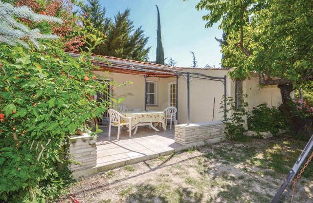Cozy Home In Crillon Le Brave With Wifi