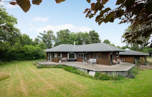 Cozy Home In Græsted With Sauna