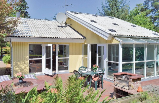 Acogedora casa en Græsted con sauna