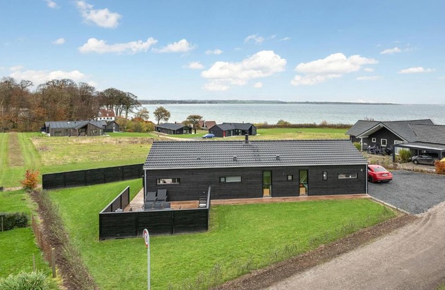 Cozy Home In Haderslev With Sauna