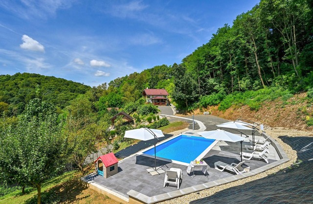 Acogedora casa en Martinkovec con WiFi