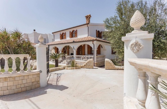Acogedora casa en Noto -SR- con WiFi
