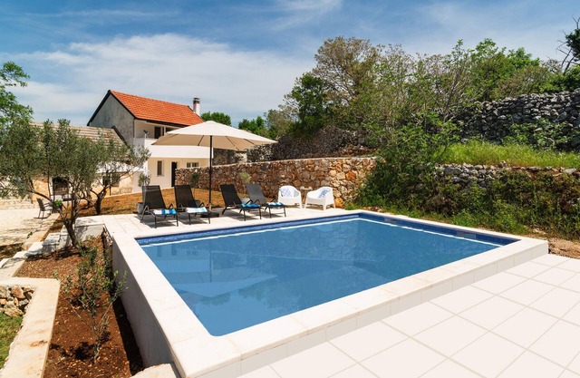 Acogedora casa en Podosoje