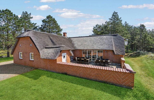 Acogedora casa en Rømø con sauna