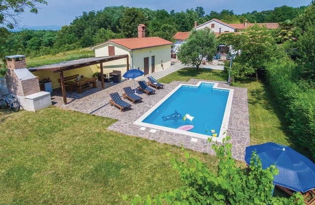 Increíble casa en Ruzici con WiFi