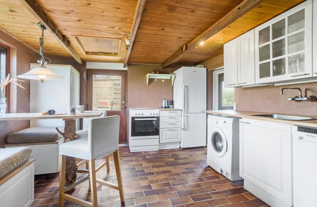 Casa que admite mascotas en Sandved con cocina