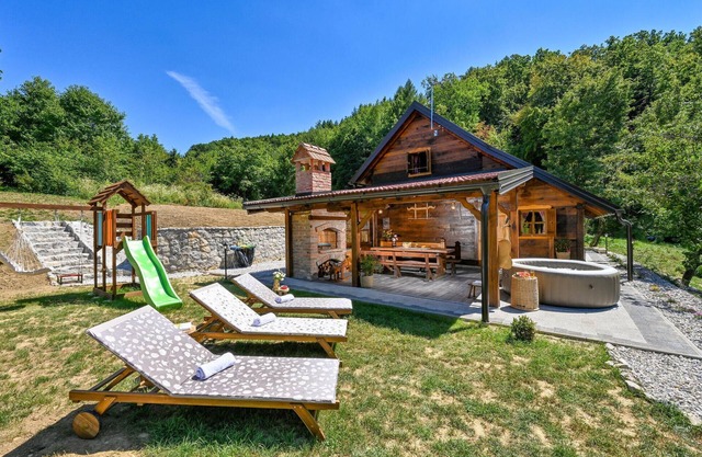 Preciosa casa en Varazdin Breg