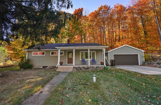 Cozy home in Wine Country - New Game Room Added!