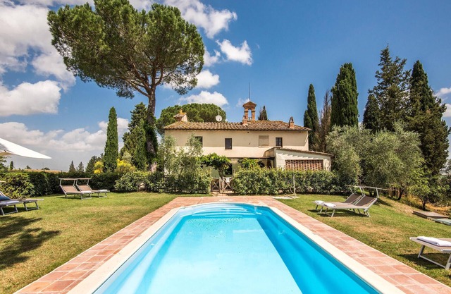 Acogedora casa en Monteroni d'Arbia.