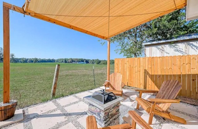 Cozy Home Lake Conroe