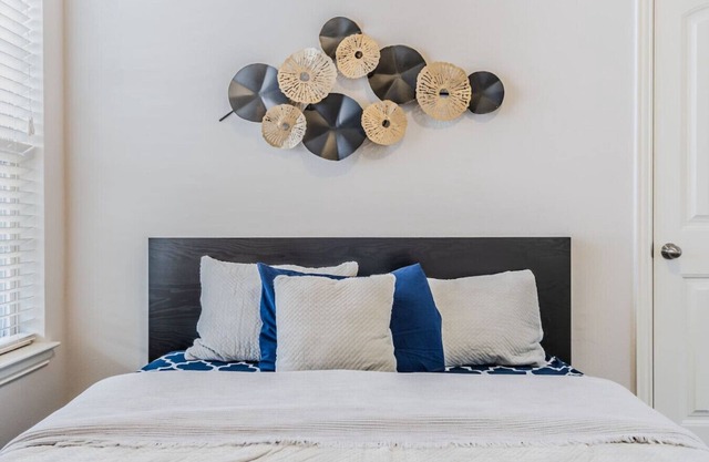 Cozy Home Luxury Corporate Housing