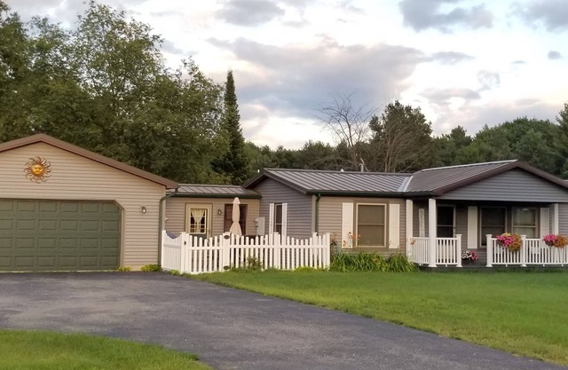 Cozy home near outdoor activities