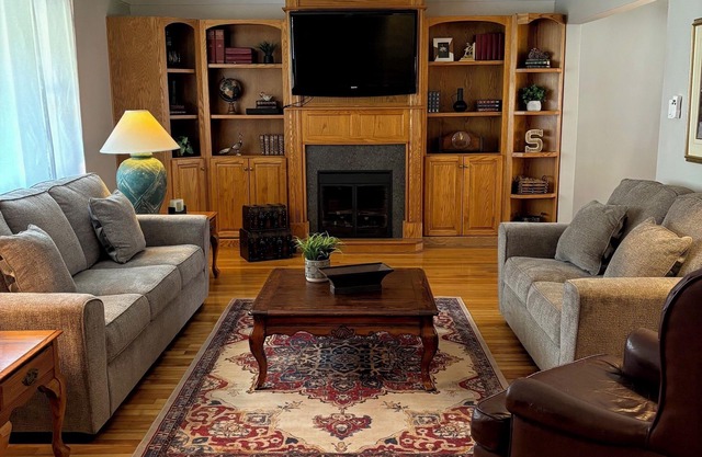Cozy Home near the Beach, with Hiking & Biking Trails, Wineries & Ziplines