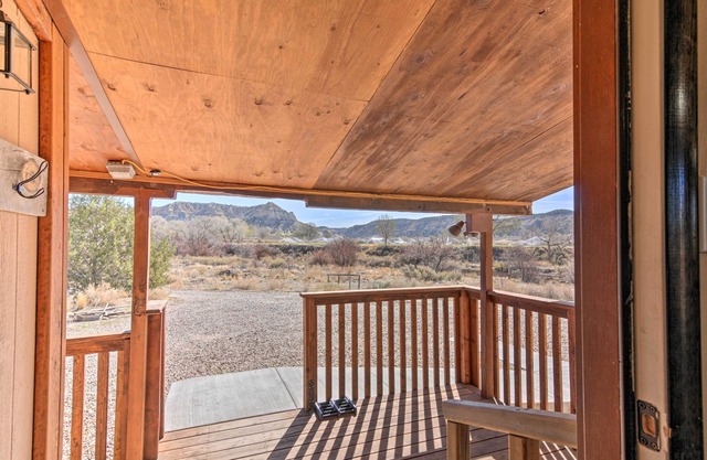Cozy Home w/ Canyon Views: 2 Mi to Grand Staircase