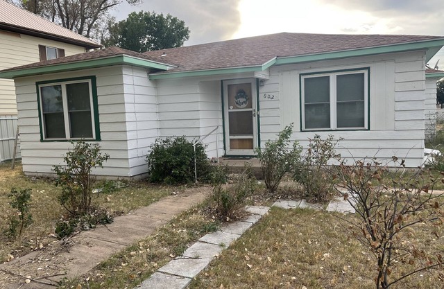 Cozy home with easy access to the main highway thru town, but in quiet area.