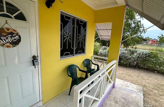 Cozy home with lot of spaces, 15 minutes away from the town.