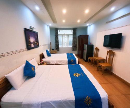 COZY Hotel HCM