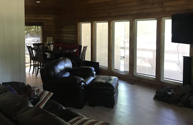 Cozy House Lake Tenkiller - Capacidad para 6 personas adicionales disponibles hasta 10 personas