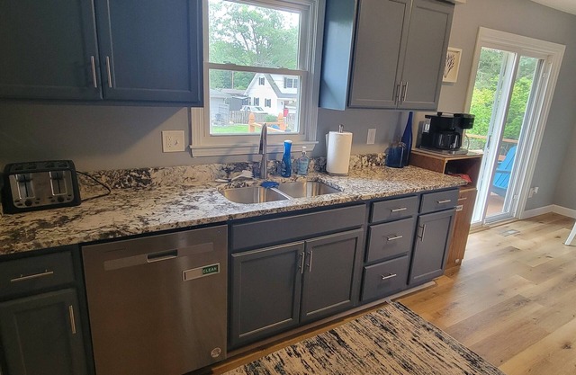 Cozy house that sleeps 8 people near Lake Michigan