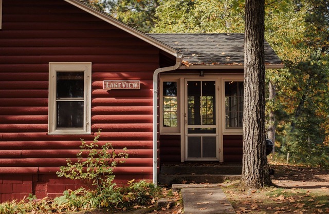 Cozy in Lakeview Cabin | MW Chain, Private Dock