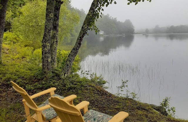 Cozy lakeside cottage surrounded by islands providing unique privacy