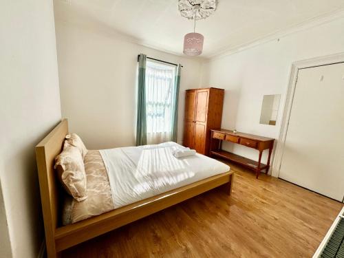 Cozy Large Room near Bristol City Centre