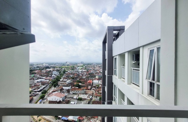 Cozy Living Studio at Taman Melati Sinduadi Apartment