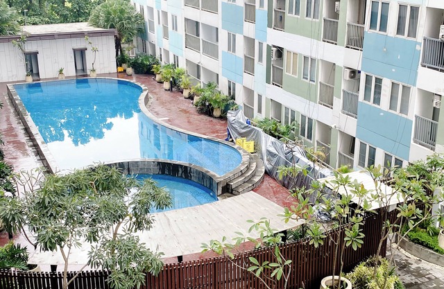 Cozy Living Studio Grand Sentraland Karawang Apartment