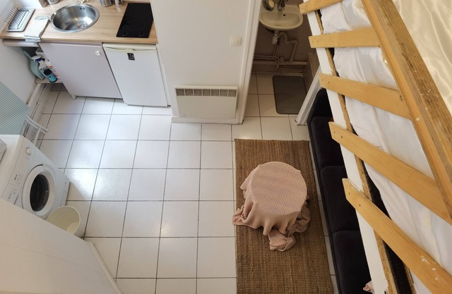 Cozy Loft Studio Near Canal & Metro | in Paris 19e