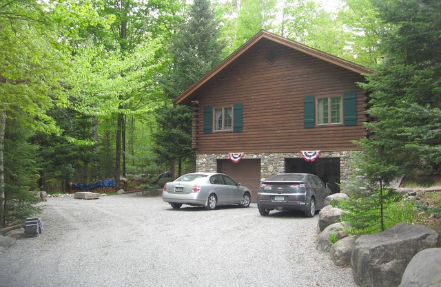 Acogedora casa de troncos enclavada en las hermosas Adirondacks