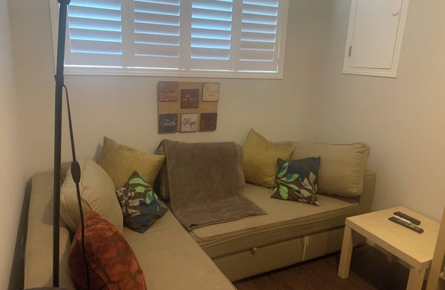 Cozy Luxury in peaceful Caledonia, 13 minutes away from Hamilton Airport