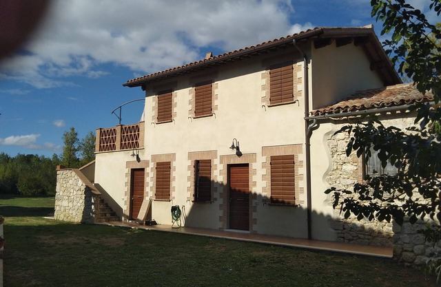 Cozy mini-apartment nestled in the green Umbrian countryside