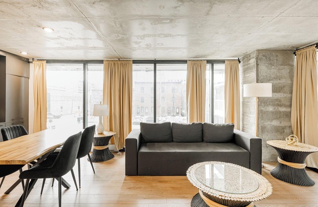 Cozy & Modern 2BR Condo w/ Pool & Terrace | Prime Griffintown Location